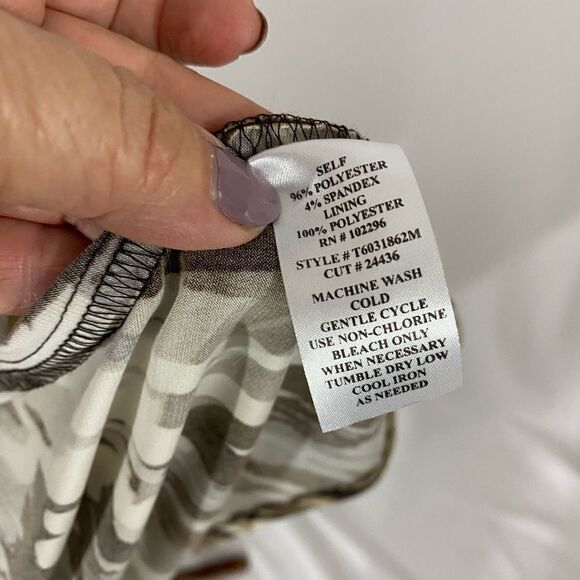 NWT Connected Apparel Dress - Picture 6 of 7